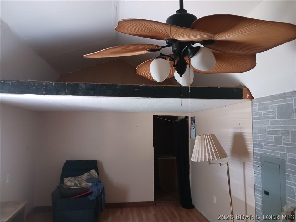 Image 3: There are lofts on each side of the cabin for eith