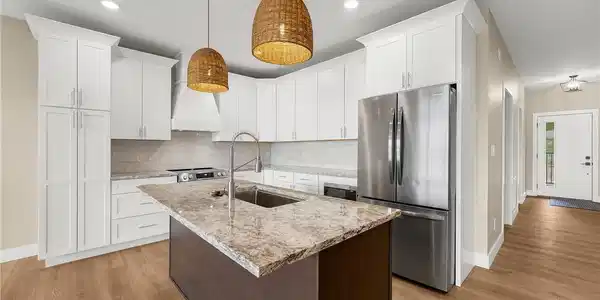 Image 3: Amazing Gourmet Kitchen