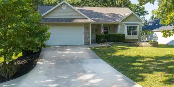 5620 Dude Ranch Road