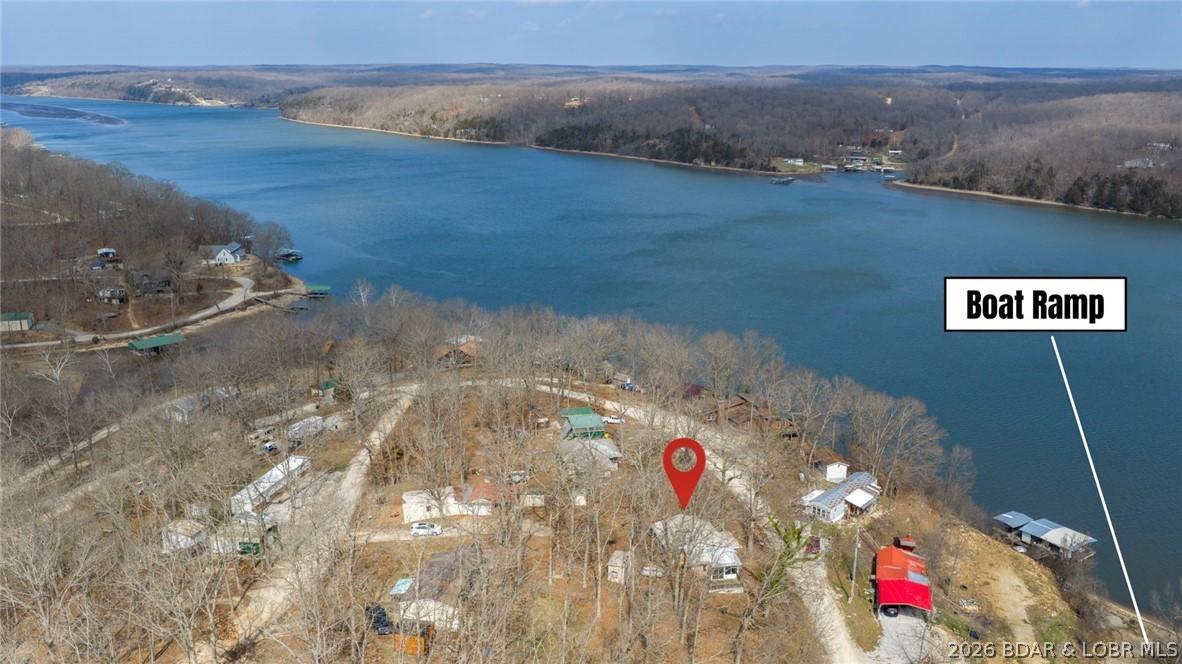 Image 4: Boat ramp is right in front of the house.