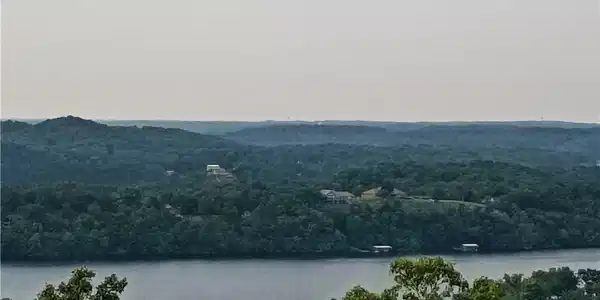 Image 4: Lake View