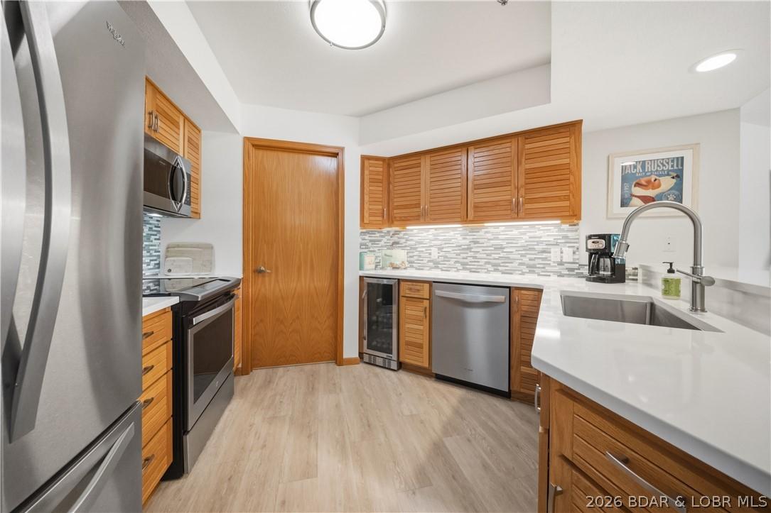 Image 4: all stainless steel appliances