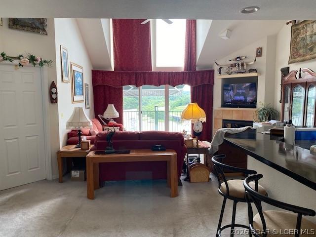 Image 2: The grand view and feel of this units shows with i