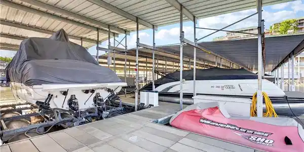 Image 3: Dock C Slip 17 (16x44) & Dock C Slip 18 (PWC Slip)