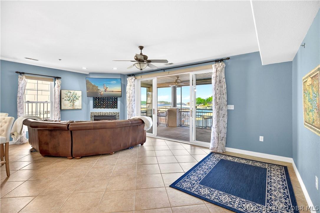 Image 2: Living Room