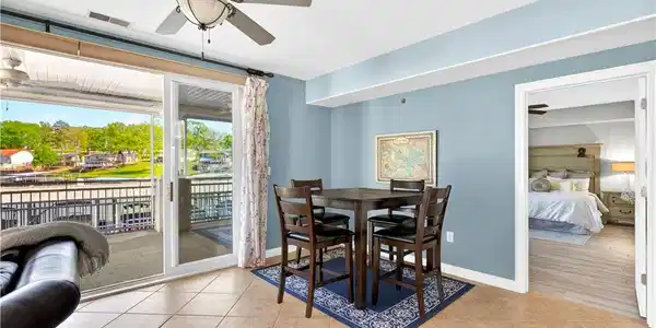 Image 4: Table & Chairs Virtually Staged