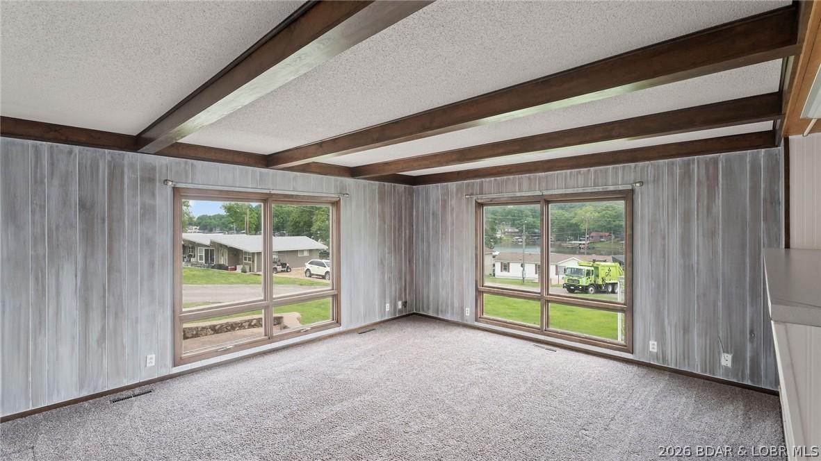 Image 3: Living Area