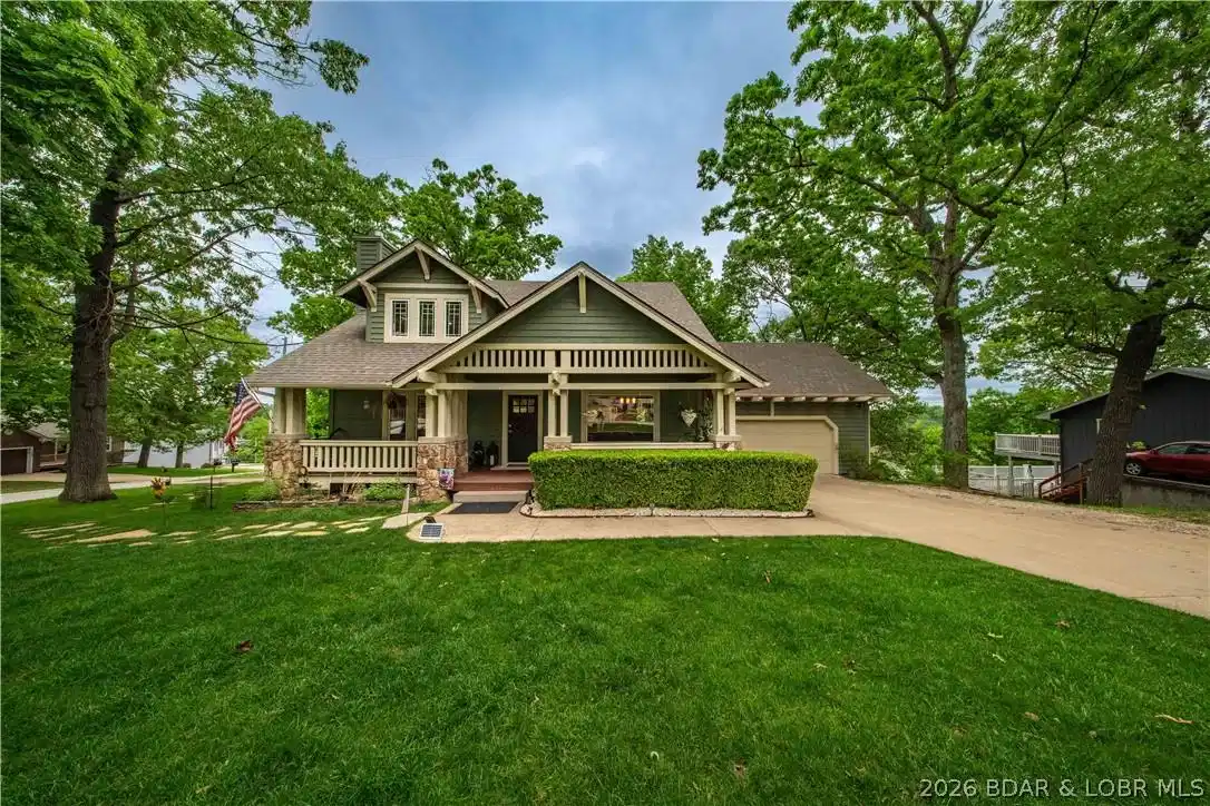 Image 1: Talk about Curb appeal!