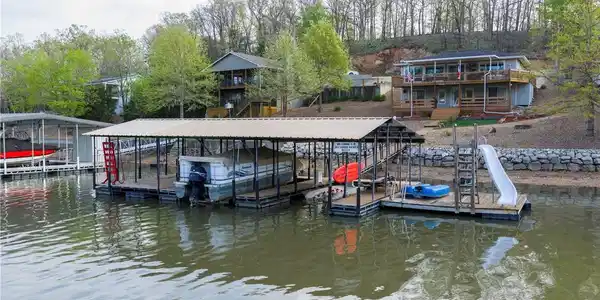 307 Gunn Acres