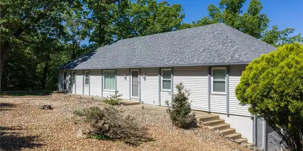 1415 Peach Blossom Lane