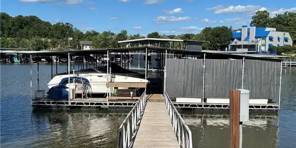 Image 3: Dock slip now available to rent!
