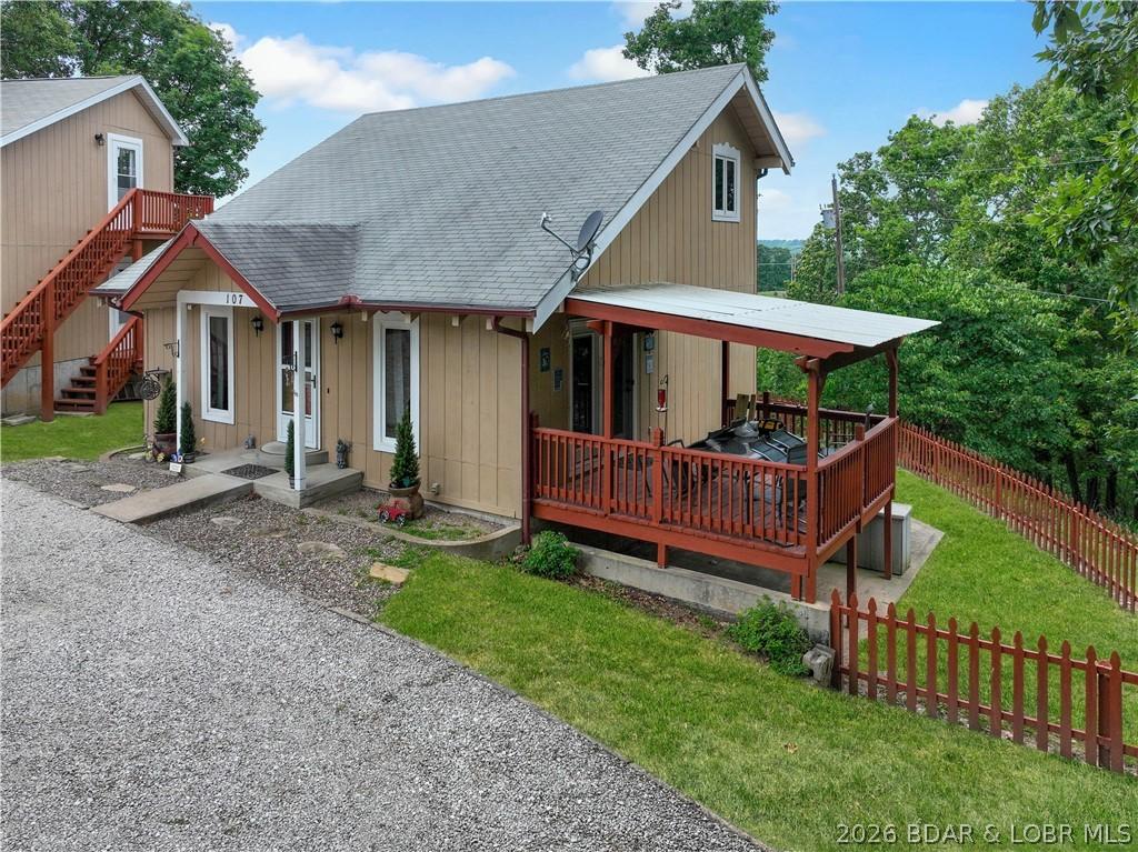 Image 4: Covered deck for your enjoyment!