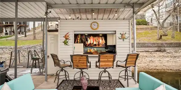 1167 Beacon Pointe Circle