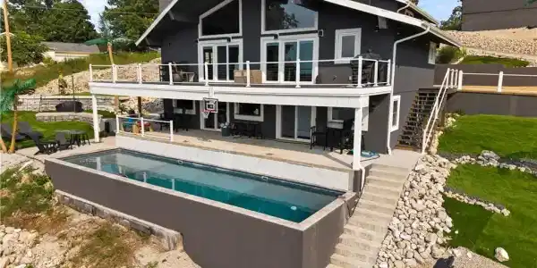 2533 Bittersweet Road