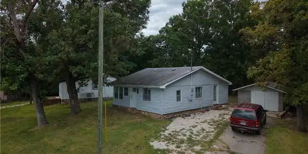 1602 Cup Tree Road