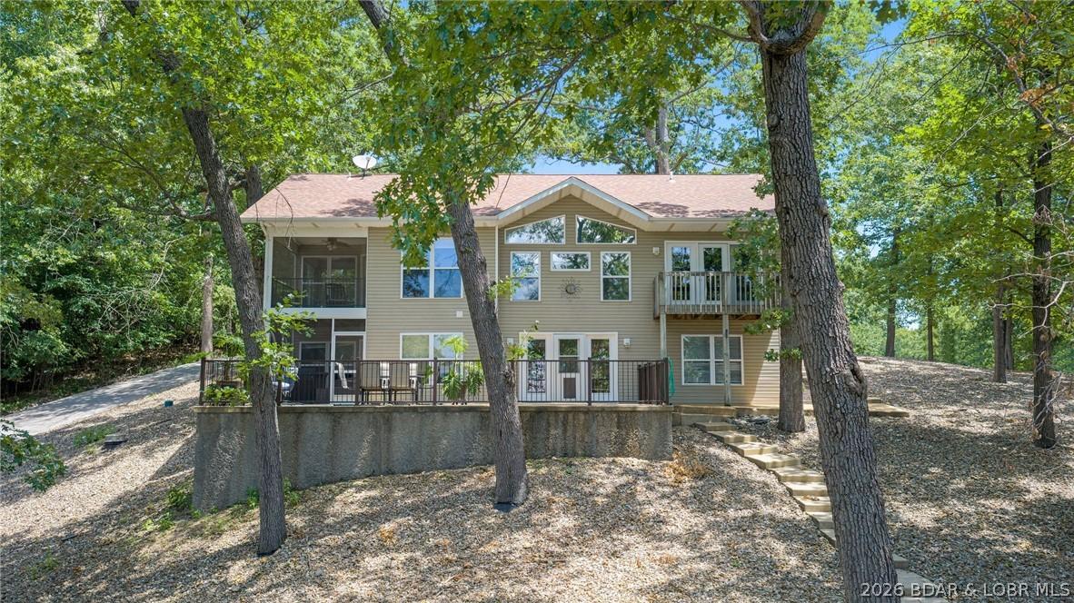 Image 4: Back of Home