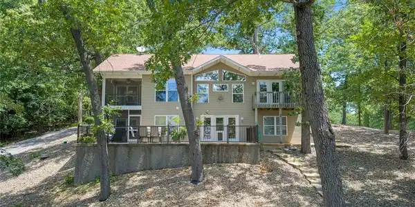 Image 4: Back of Home