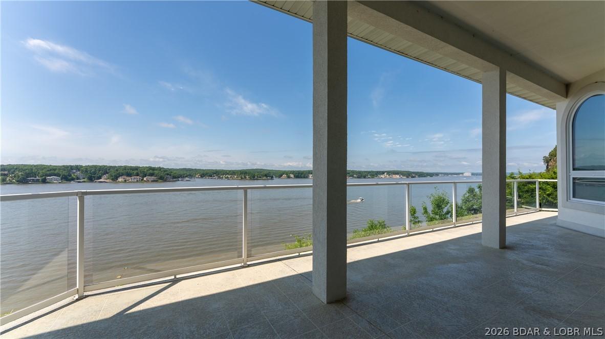 Image 3: INCREDIBLE VIEWS