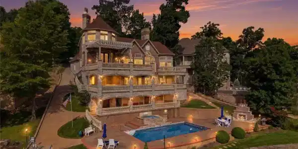 369 Lake Drive