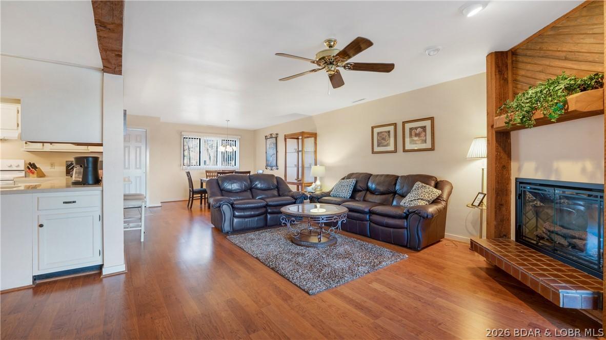 Image 3: cozy firplace