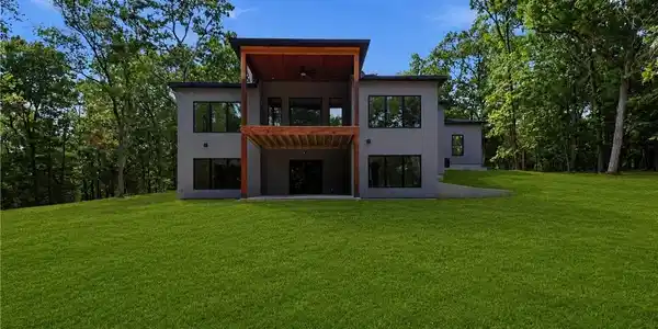Image 3: Grass is AI