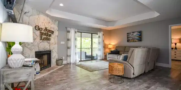 23 Laguna Drive