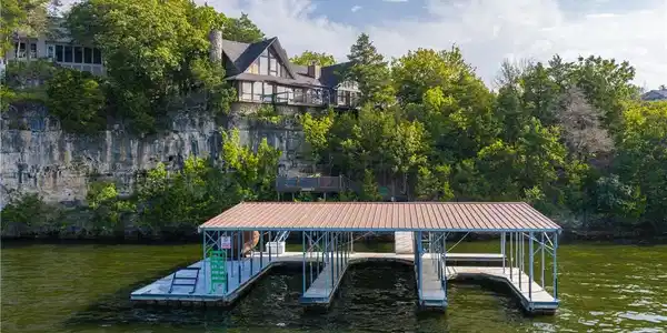 33 Abaco Point