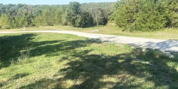 64 AC Horseshoe Bend Parkway