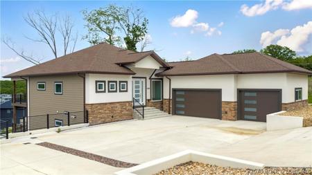 5499 Deephaven Lane
