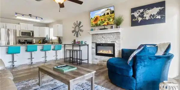 320 Southwood Shores Drive