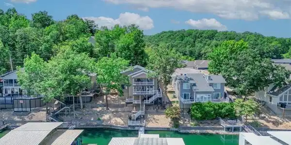 929 LaPoint Road