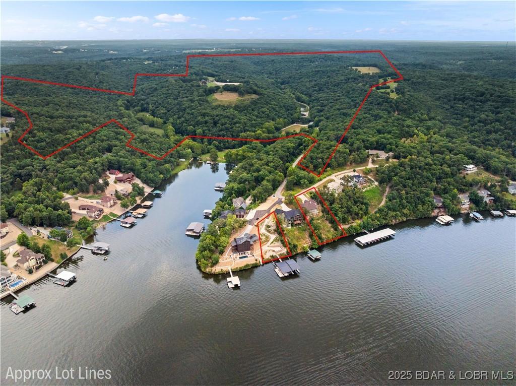 Image 3: 216 Feet of Waterfront (116' at Lot & 100' at Mats