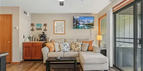150 Southwood Shores Place