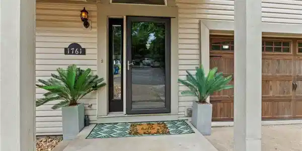 1761 Seagull Court