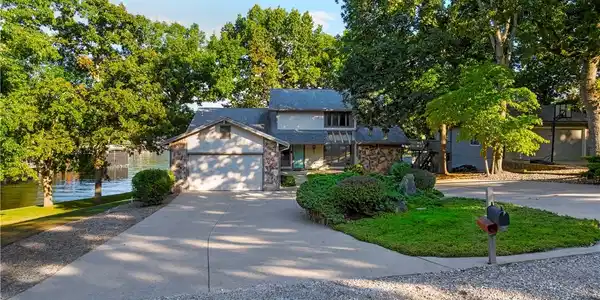 98 Scandia Circle