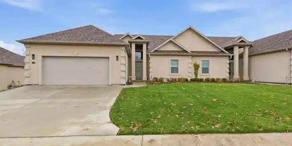 94 Bella Terra Court