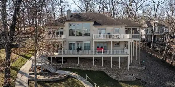 991 Country Club Drive