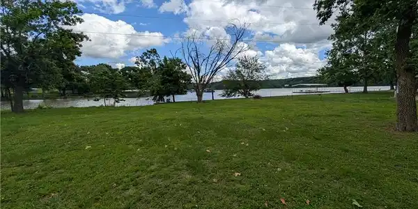 2021 Wilson Bend Road