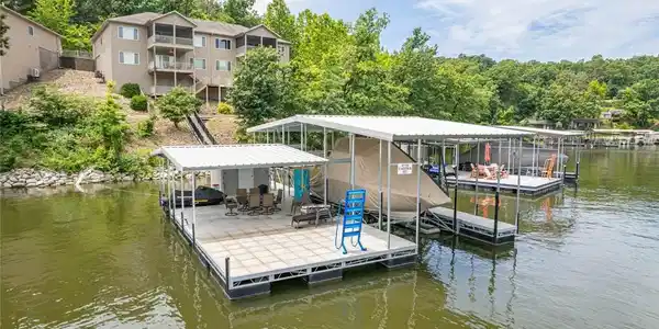 701 Waterford Circle