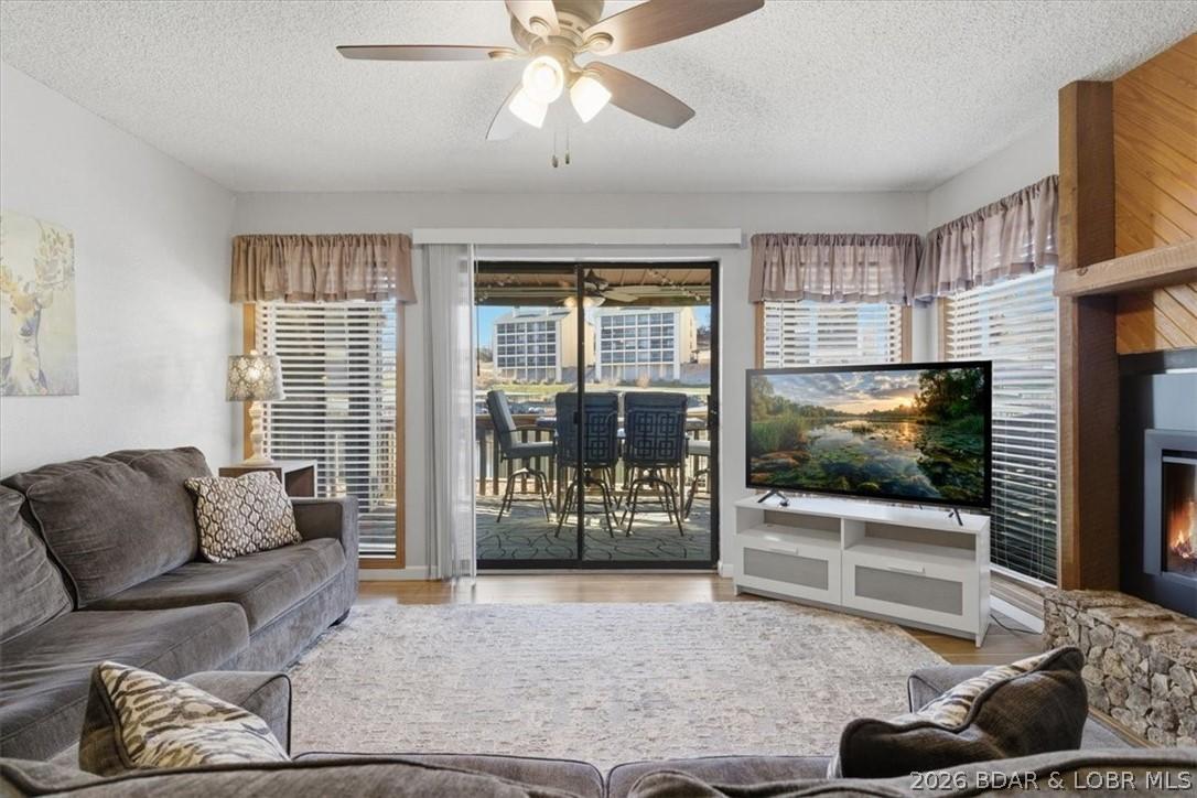 Image 3: Spacious living area from a different angle.
