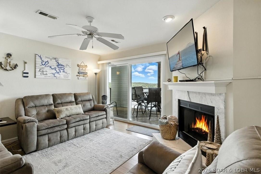 Image 3: Great Room