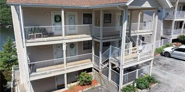 20 Wheelhouse Circle