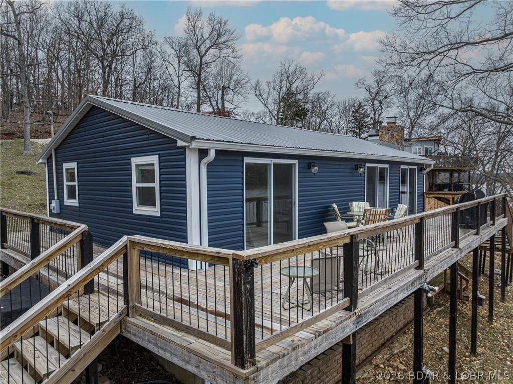 Image 2: Large lakeside deck