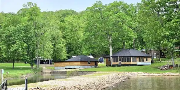 1107 Outlook Road