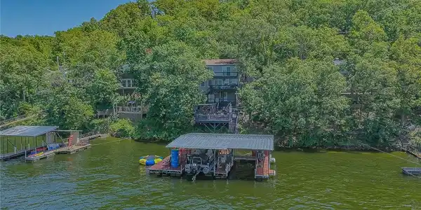 30906 Carr Lane