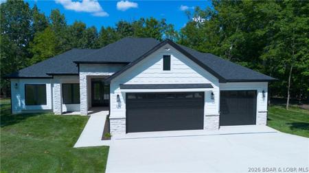 125 Muirfield Drive