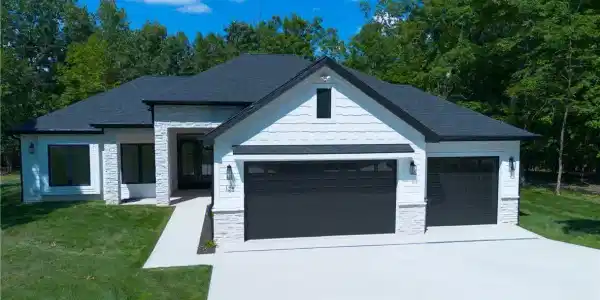 125 Muirfield Drive