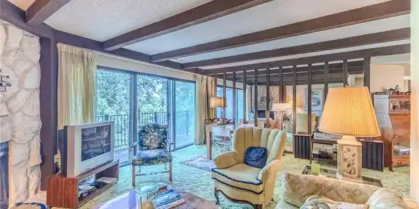 92 Waters Edge Ct 3B