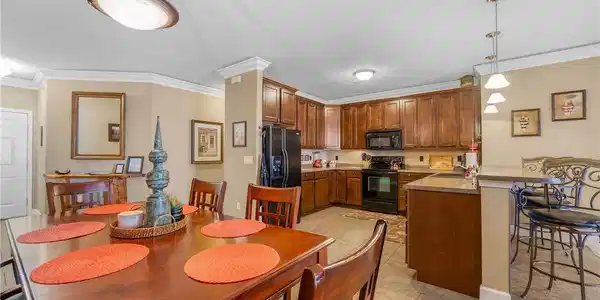 1225 Lands End Parkway