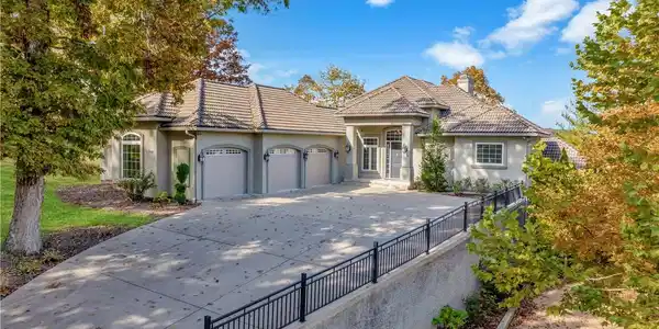 207 Buck Deer Lane